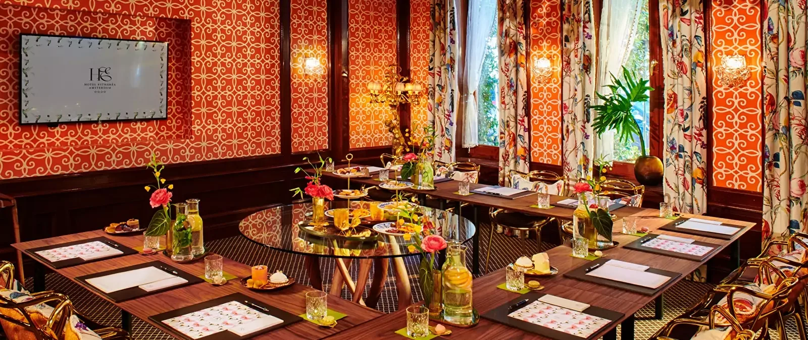 Hotel Estheréa meeting room