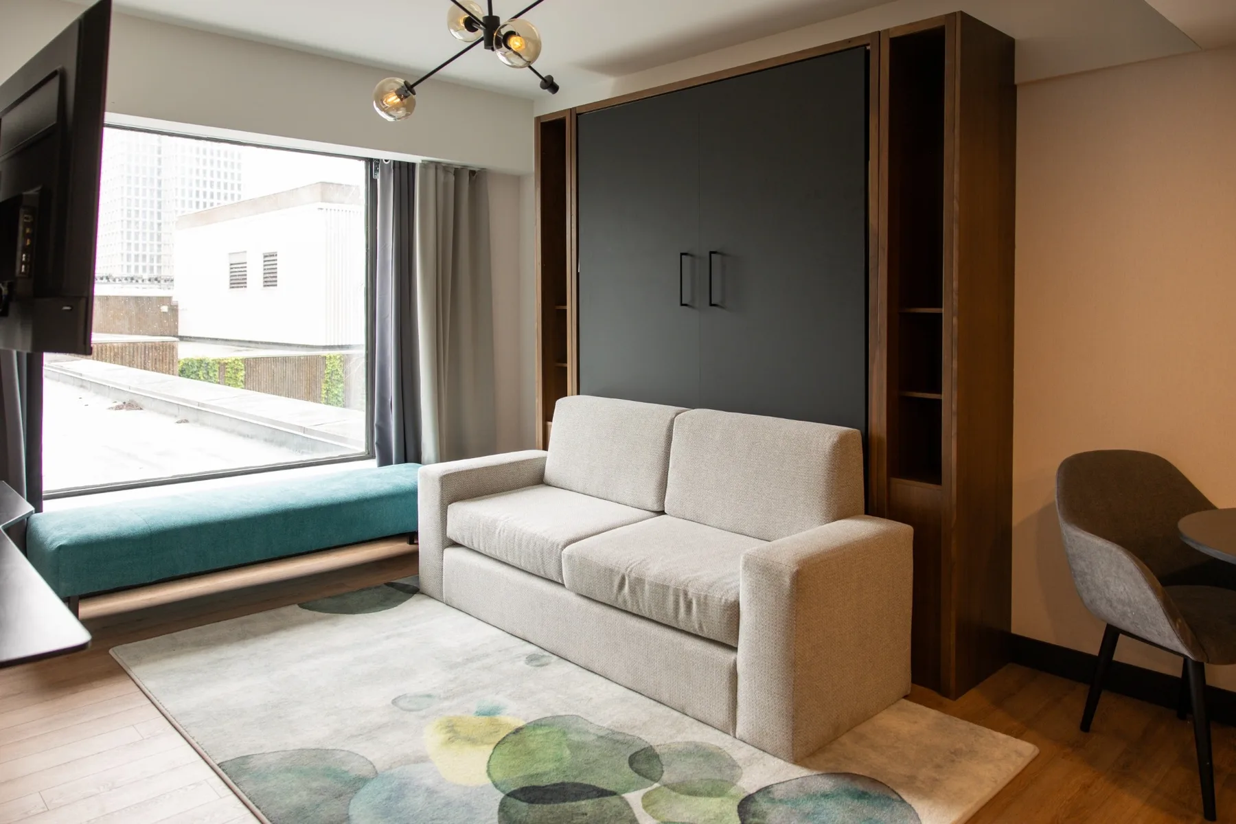 Guest suite