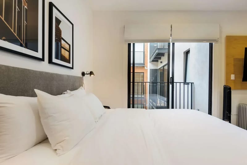 Upscale Loft w/ Balcony in Roma Norte