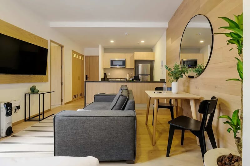 Upscale Loft w/ Balcony in Roma Norte