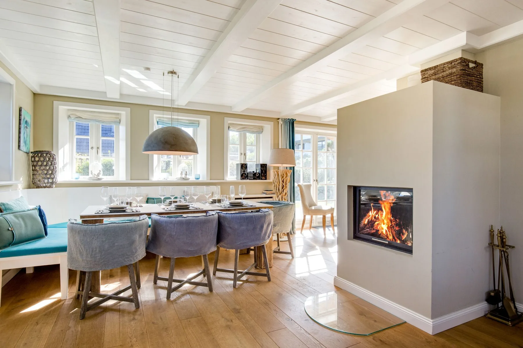 Lifestyle unter Reet. Gleich am Meer & Strand. Design pur.
