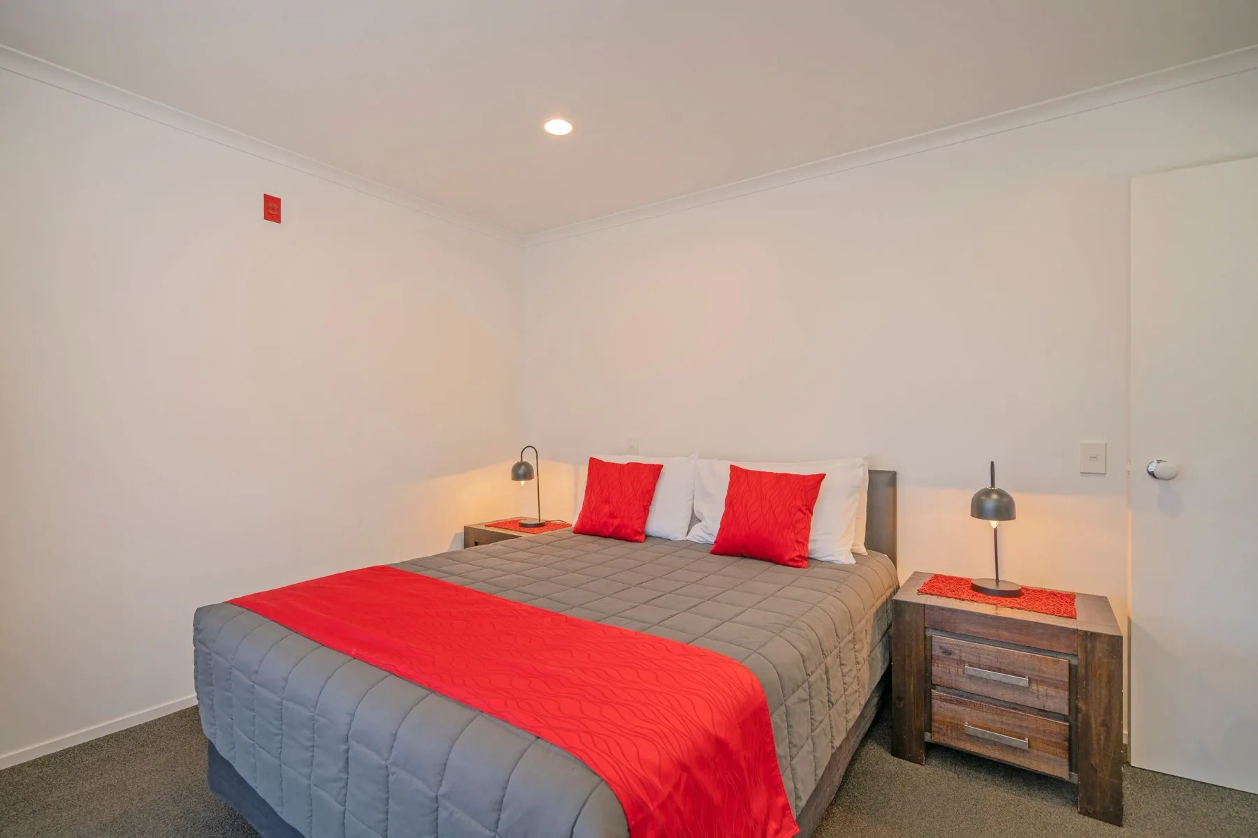 Bedroom in Units 7 and 8