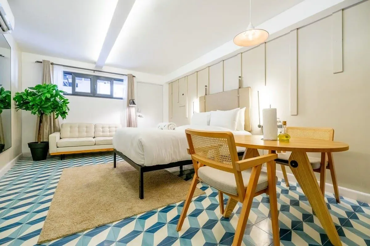 Deluxe Loft in Santa Ana