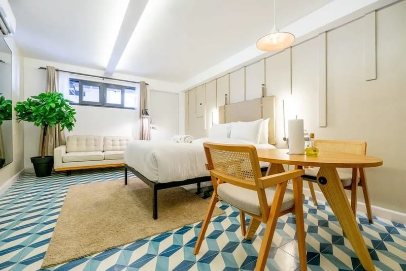 Deluxe Loft in Santa Ana