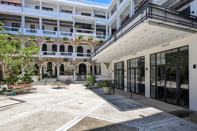 Deluxe Loft in Santa Ana