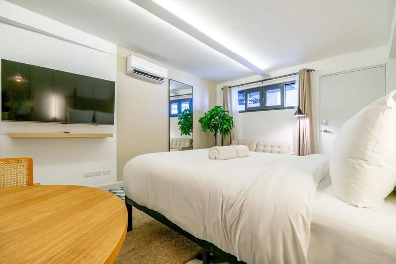Deluxe Loft in Santa Ana