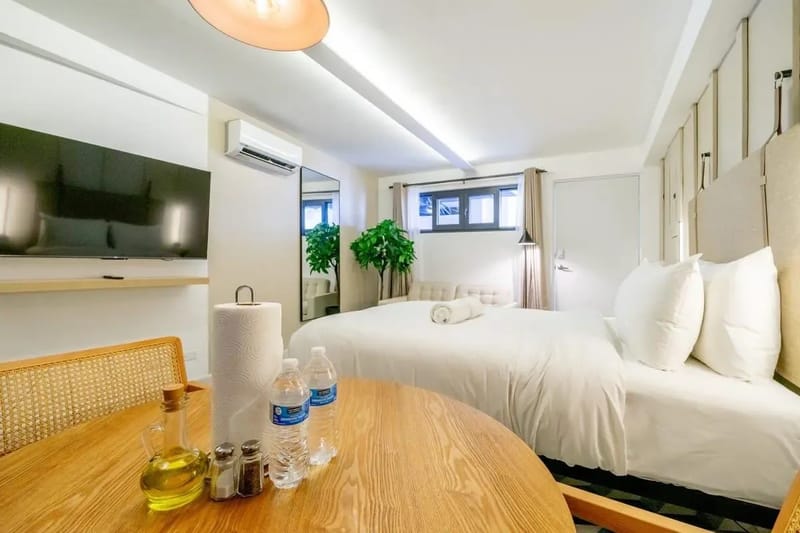 Deluxe Loft in Santa Ana