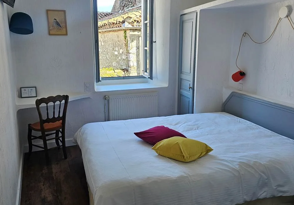 Hotel Candide room