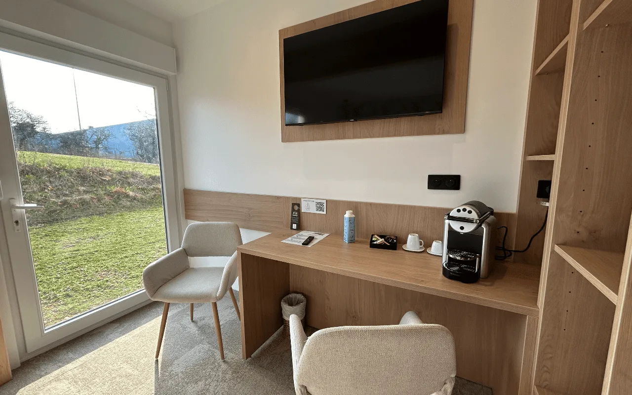 Superior Grand Bed room