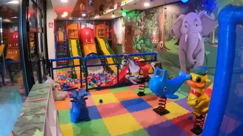 Zona de juegos infantiles