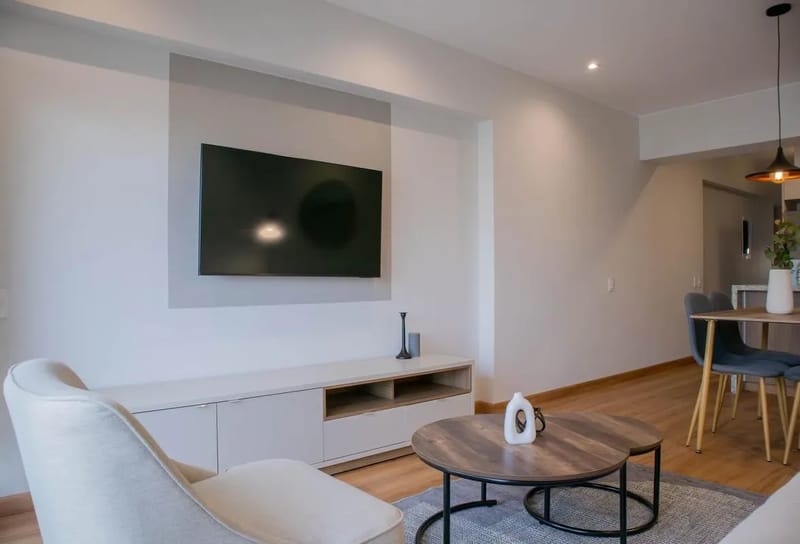 Elegant 2BR with Fantastic Pool in Miraflores