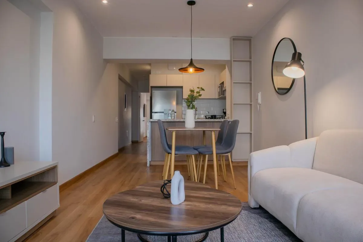 Elegant 2BR with Fantastic Pool in Miraflores