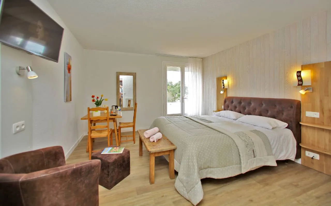Habitación doble confort con bañera de balneoterapia