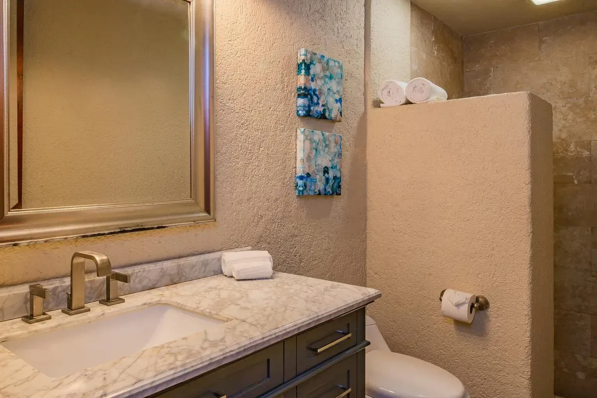 Spacious 10BR Villa w/ Hot Tub & BBQ Area