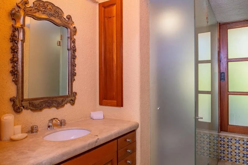 Spacious 10BR Villa w/ Hot Tub & BBQ Area