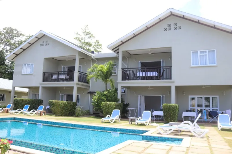 Bambous River Lodge