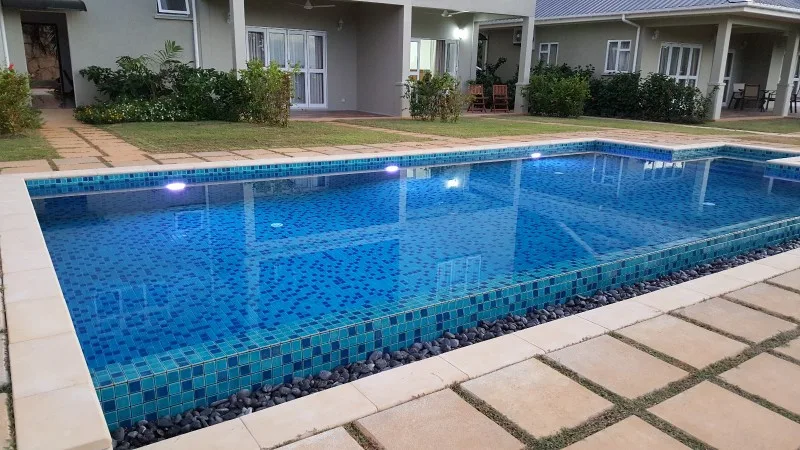 Swimming pool at Bambous River Lodge