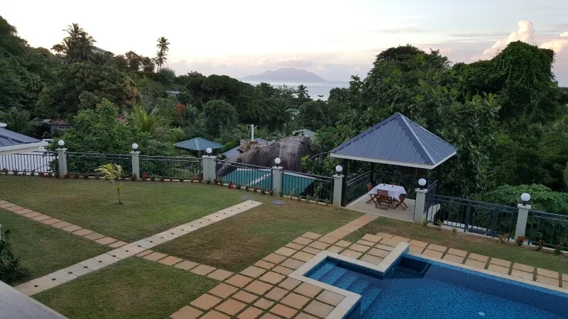 Swimming pool at Bambous River Lodge