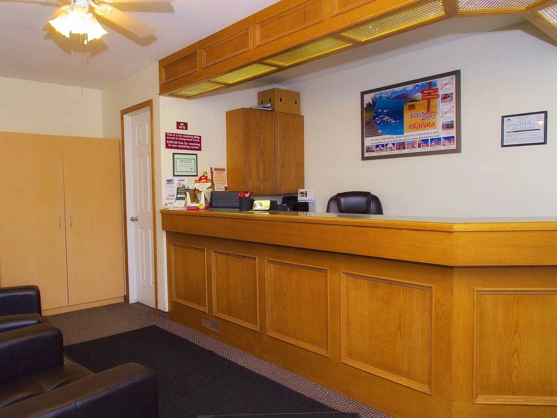 Coleman hotel property photo