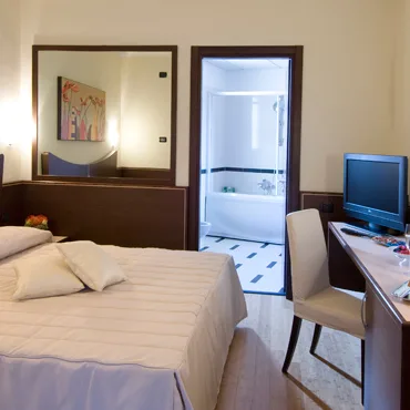 Rooms and suites