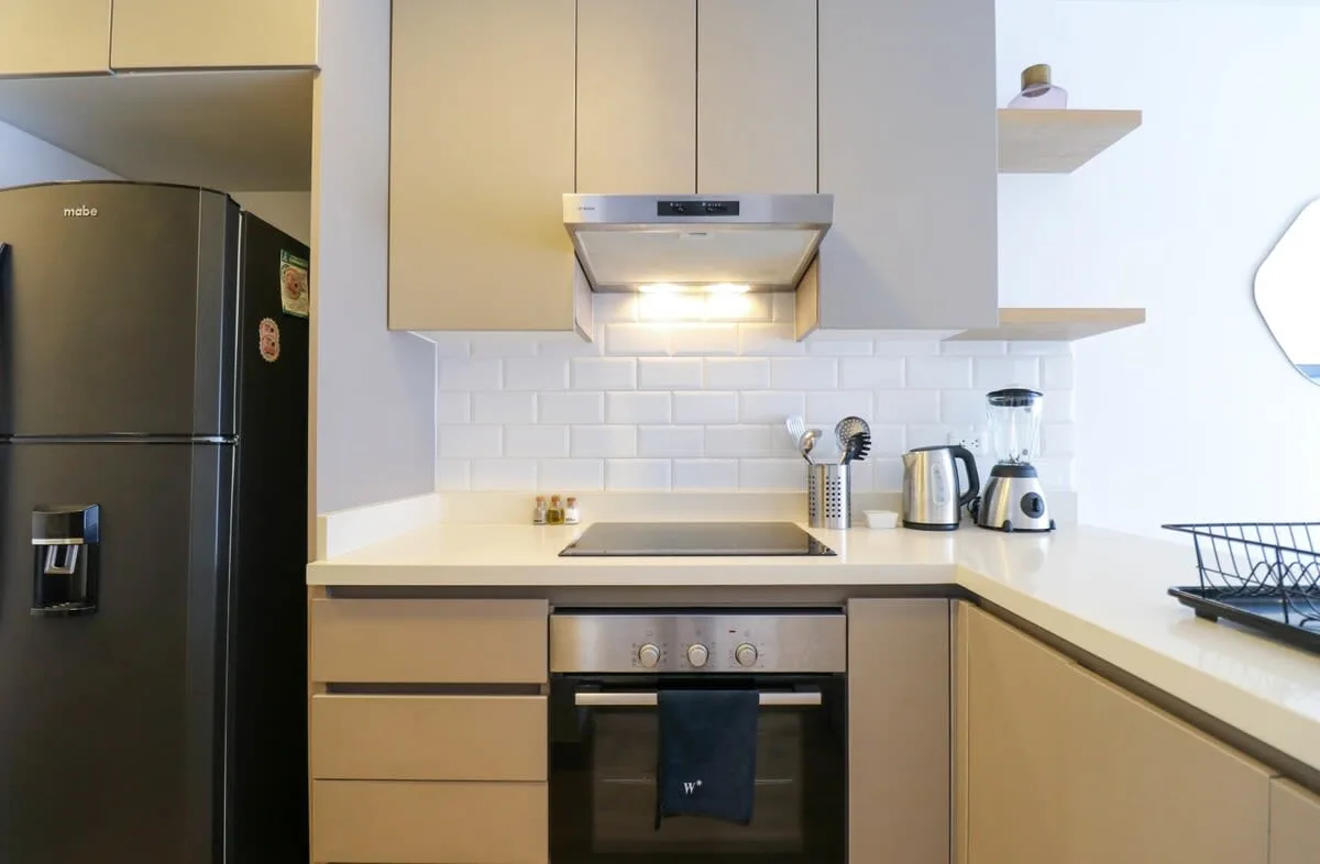 Modern 2BR with Balcony in Barranco