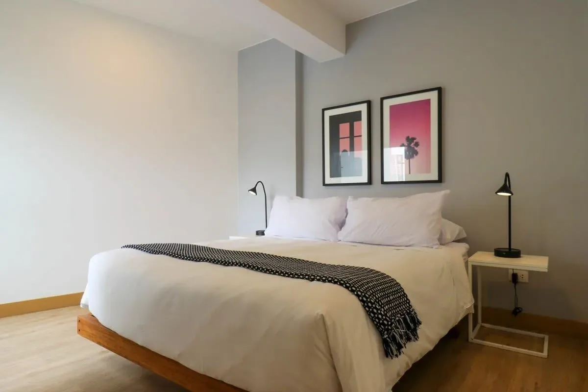 Modern 2BR with Balcony in Barranco