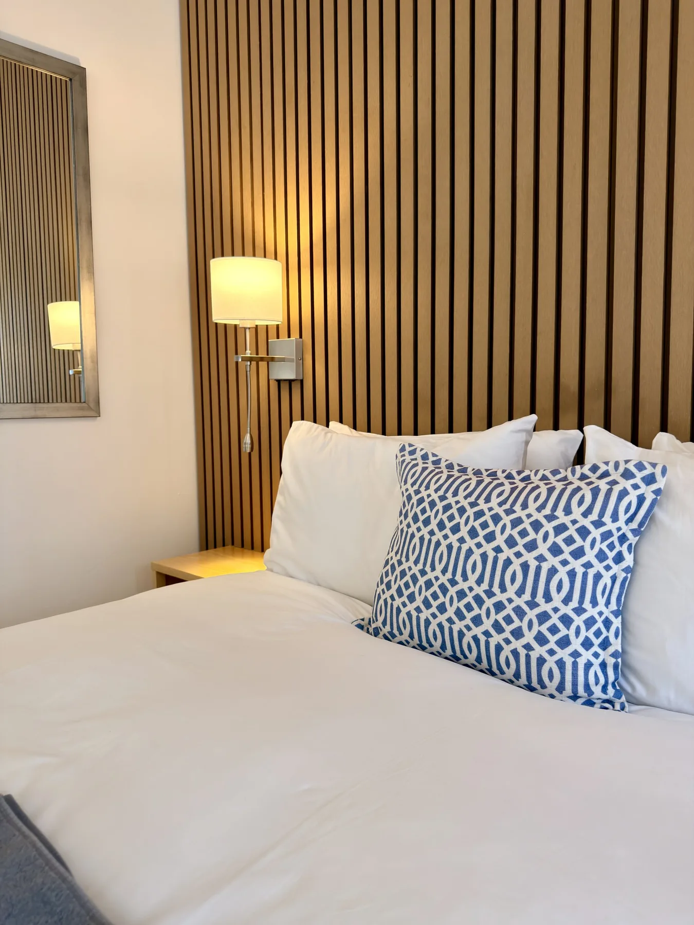 Room 1, Double Room, photo 4 of 5
