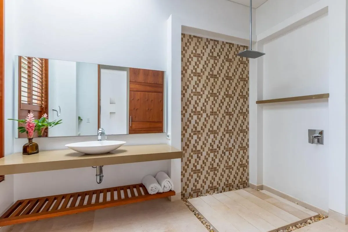 Glowing 4BR Villa w/ Pool at Mesa de Yeguas