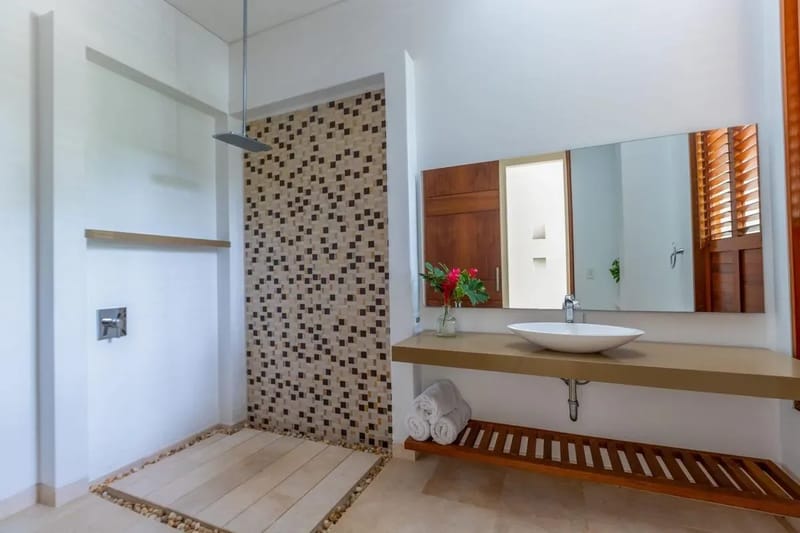 Glowing 4BR Villa w/ Pool at Mesa de Yeguas