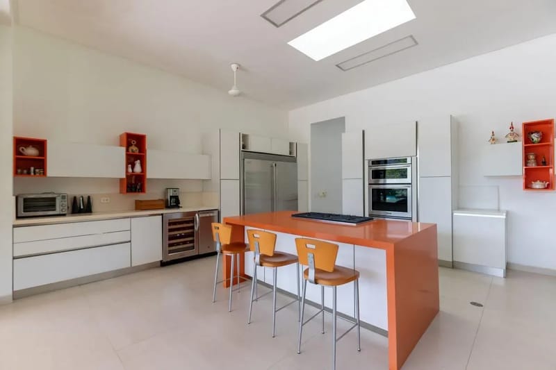 Glowing 4BR Villa w/ Pool at Mesa de Yeguas