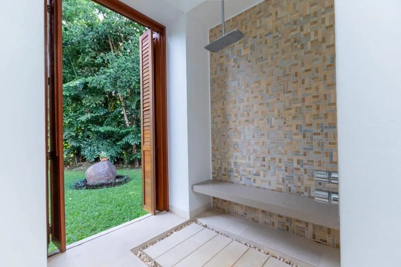 Glowing 4BR Villa w/ Pool at Mesa de Yeguas