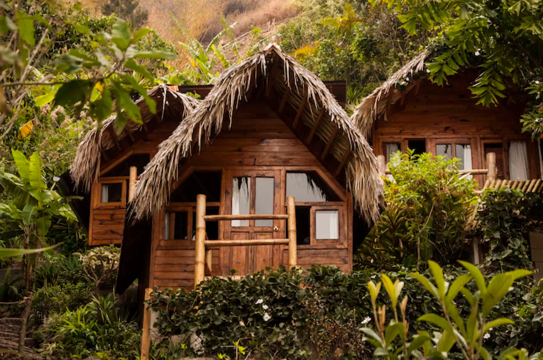 Cabin outdoor bathroom