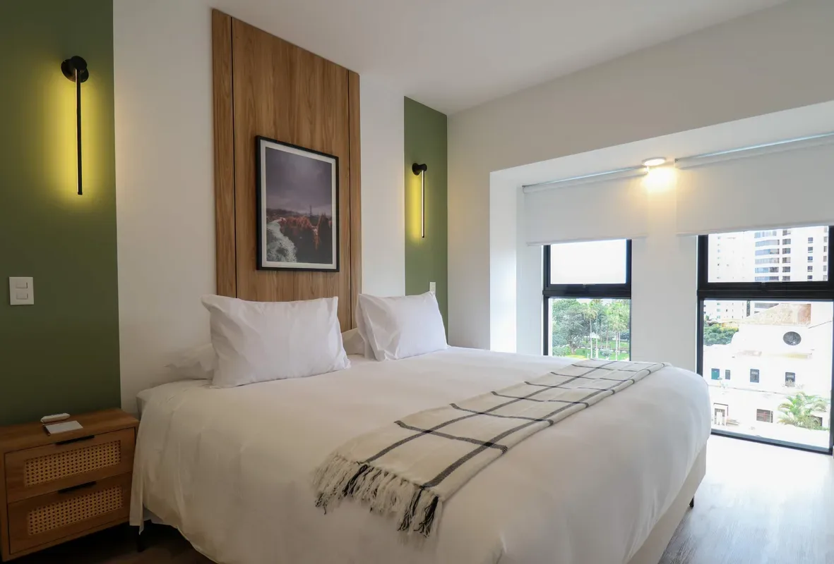 Welcoming 2BR w/ Balcony in Miraflores