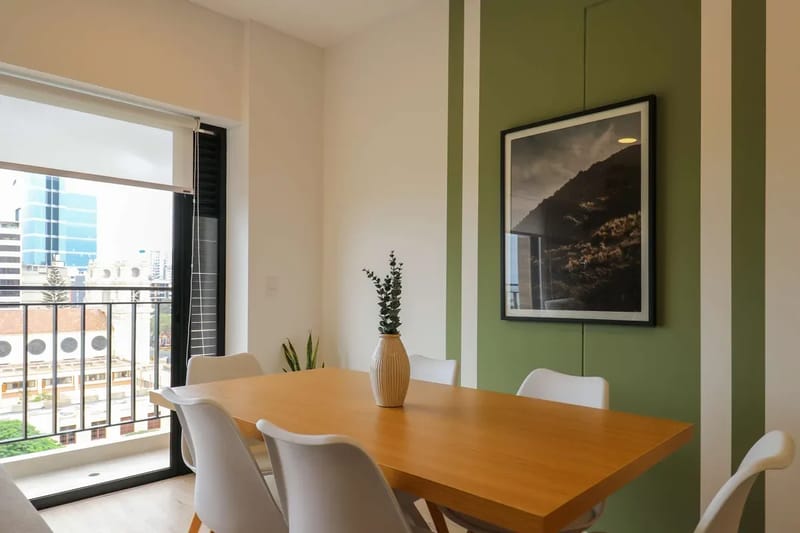 Welcoming 2BR w/ Balcony in Miraflores