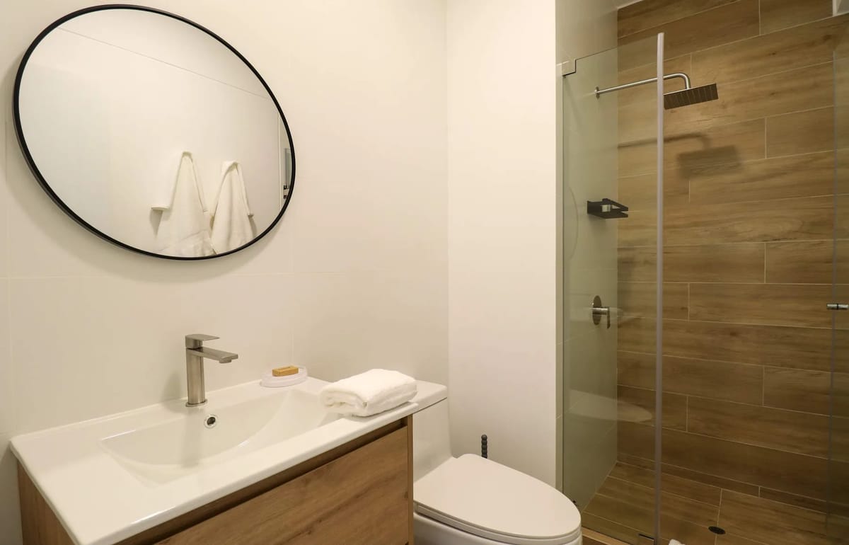 Welcoming 2BR w/ Balcony in Miraflores