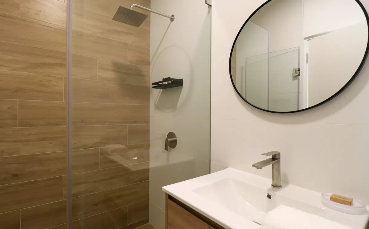 Welcoming 2BR w/ Balcony in Miraflores