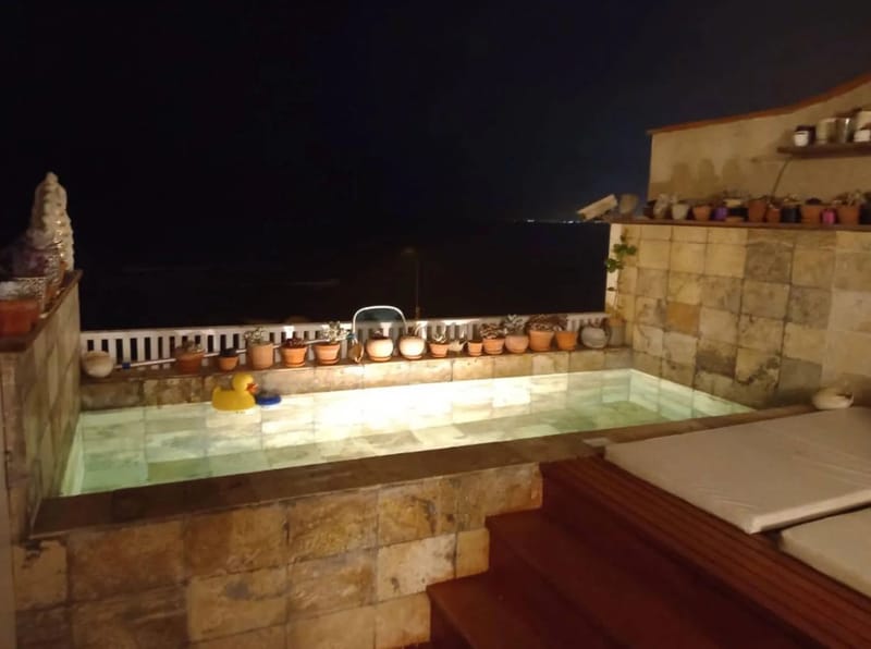 Spacious 4BR Duplex w/ Pool in Punta Hermosa