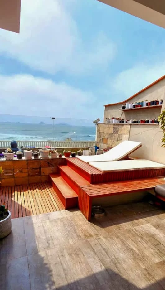 Spacious 4BR Duplex w/ Pool in Punta Hermosa
