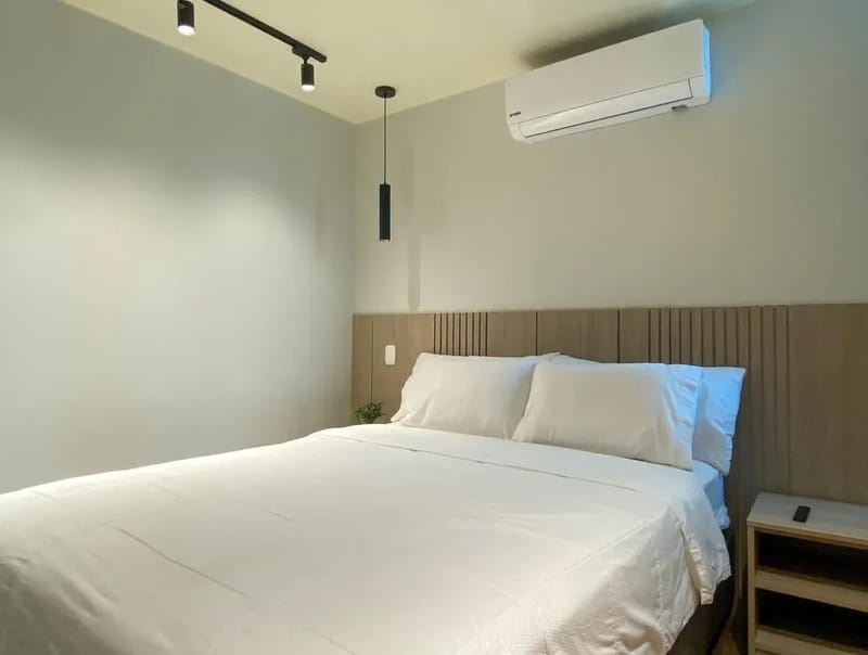 Modern 1BR w/AC near Kennedy Park