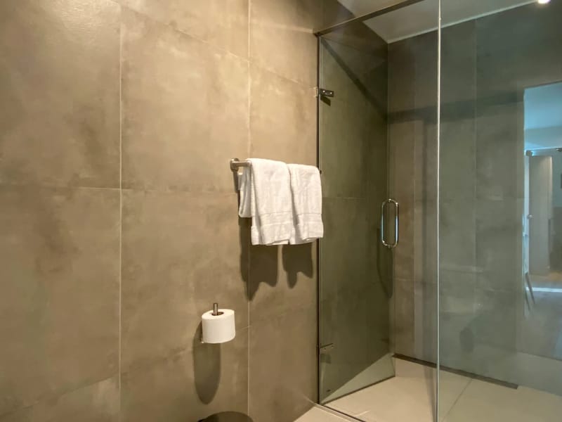 Modern 1BR w/AC near Kennedy Park