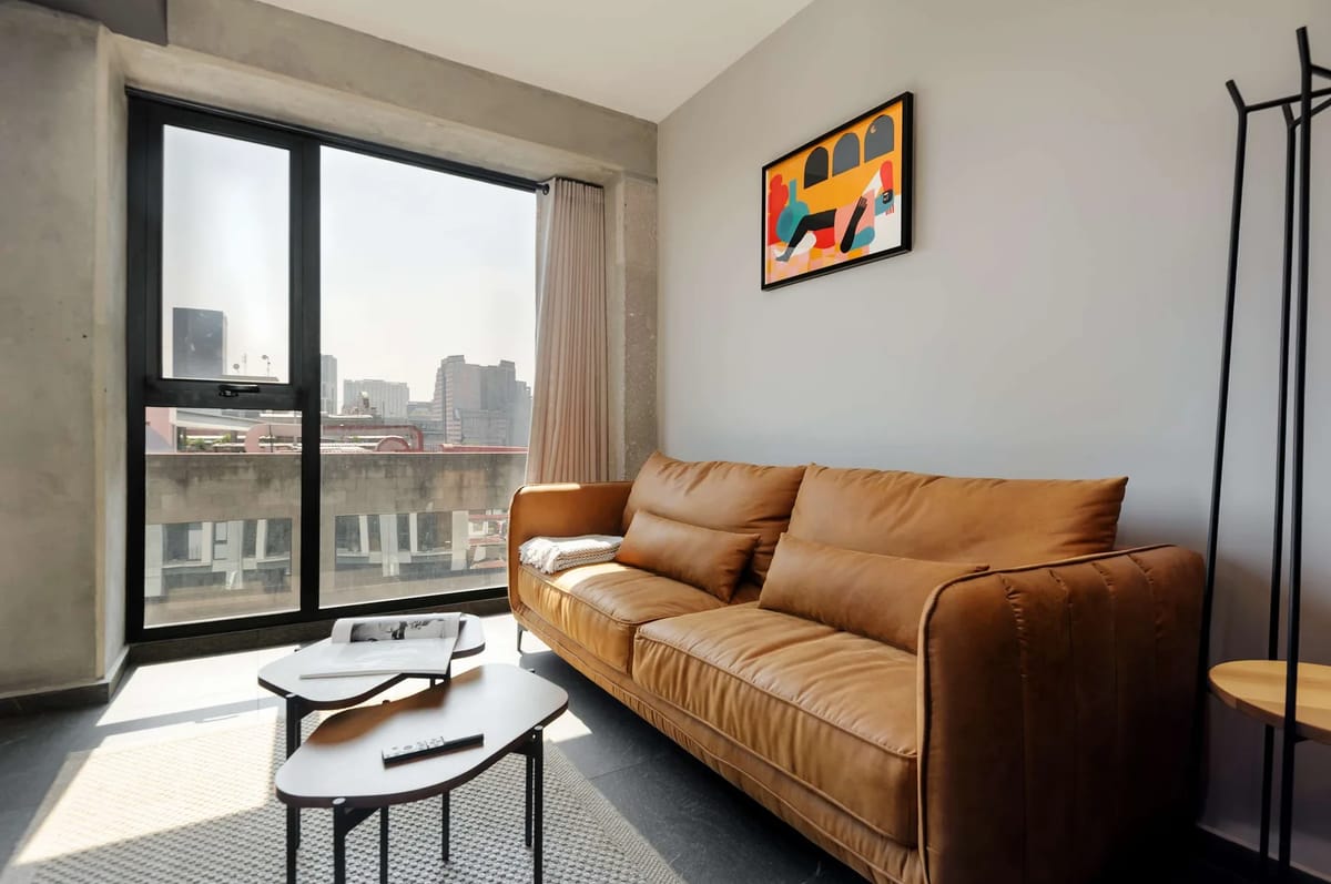 Charming 2BR w/ Balcony in Tabacalera