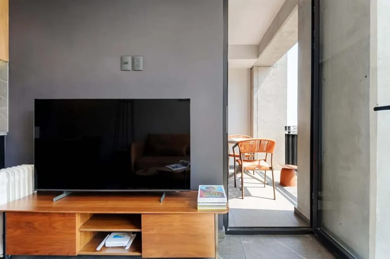 Charming 2BR w/ Balcony in Tabacalera