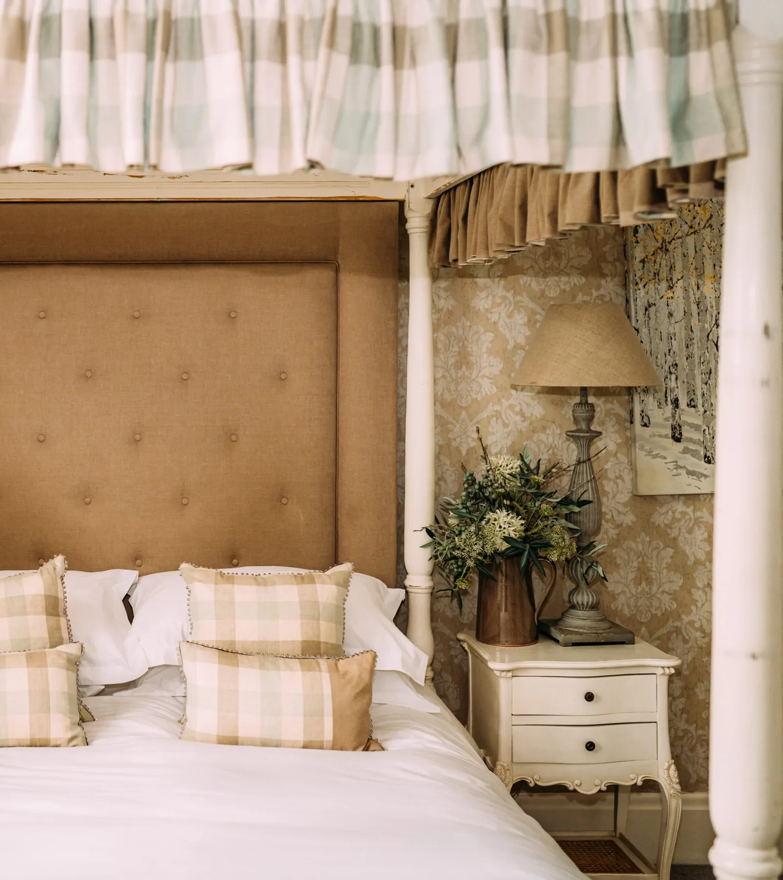 Falcon Manor bedroom