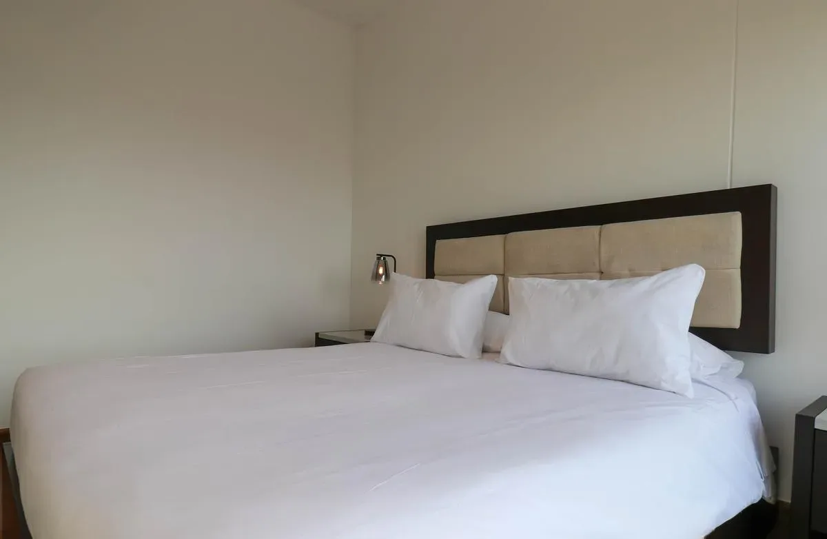 Upscale 2BR Duplex w/ Balcony in Miraflores