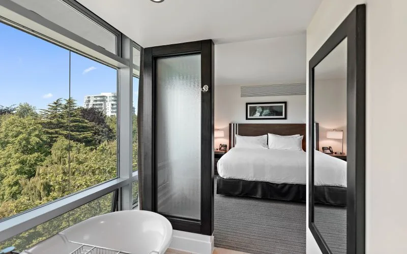 One Bedroom Corner Suite