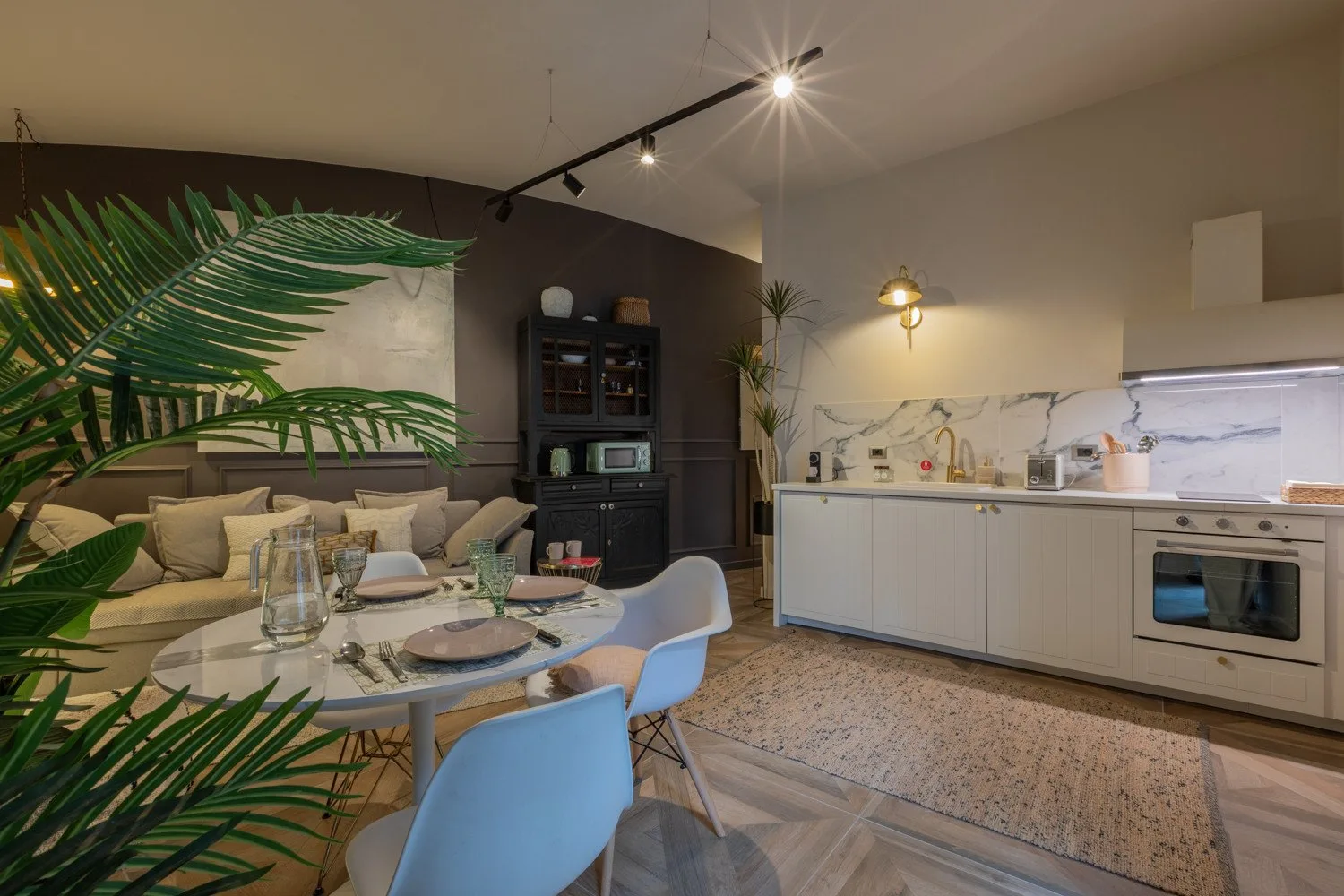 Design in Corso Francia 1