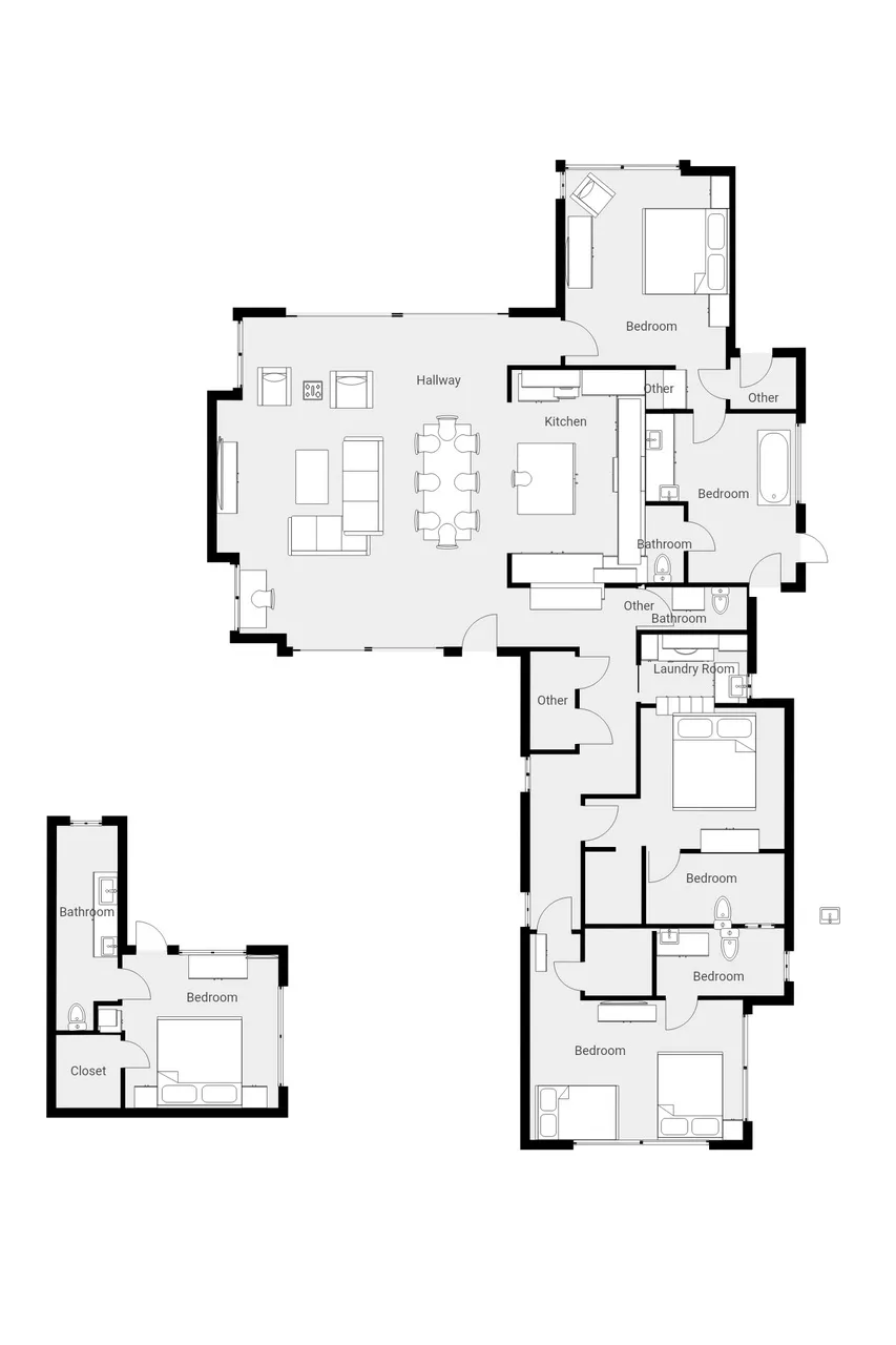A floor plan shows several bedrooms, bathrooms, and a central living area.