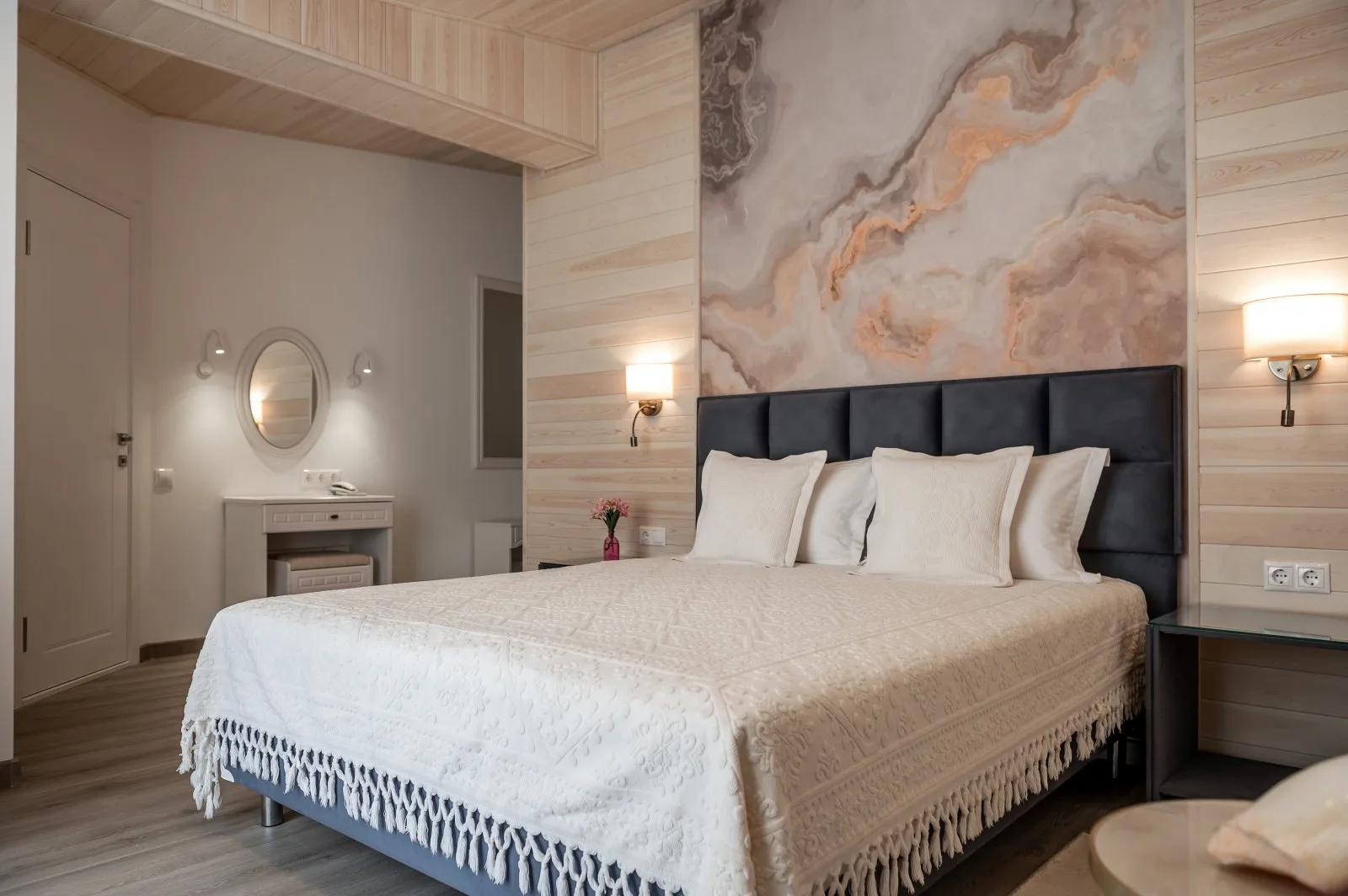 Habitación estándar (vistas a la montaña y a la calle)