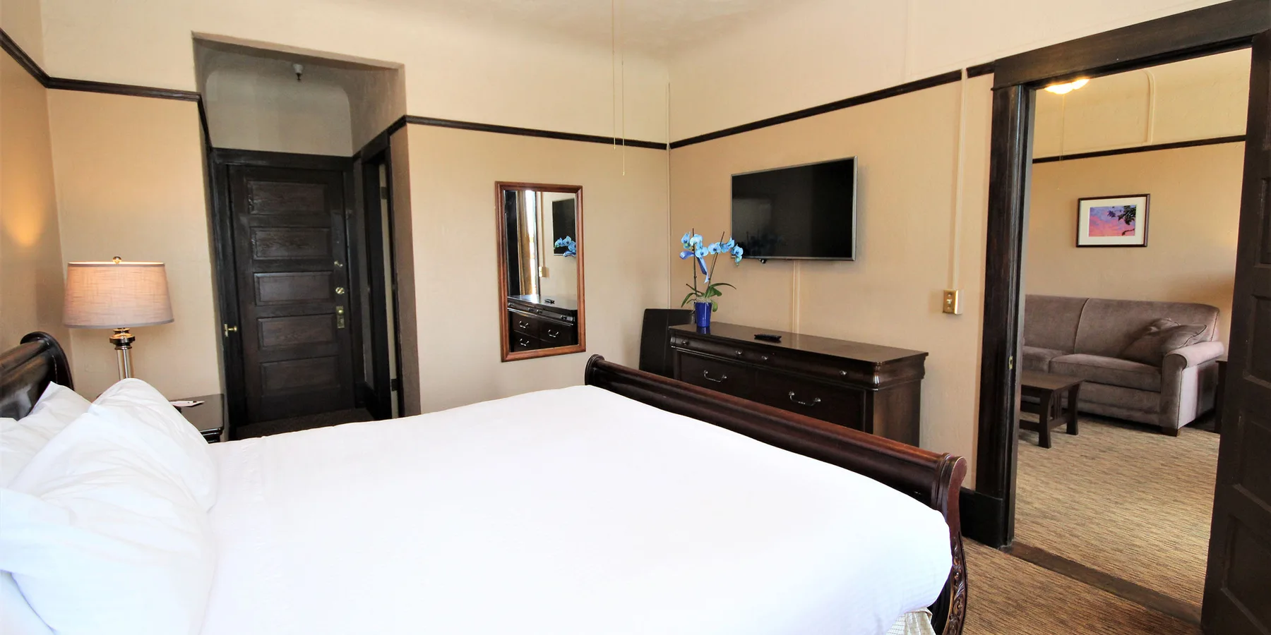 Suite Plaza