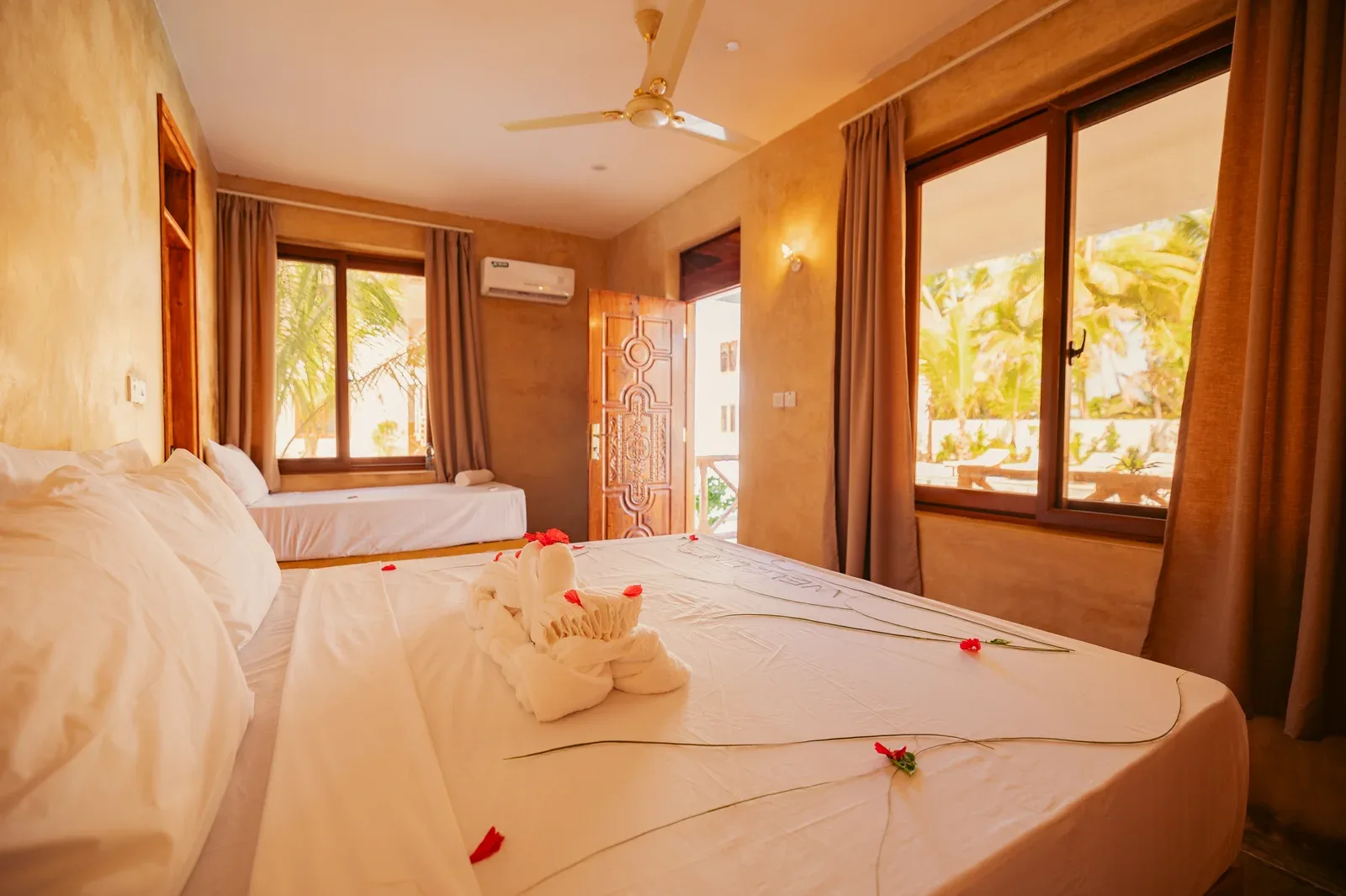 Mayai Ocean Resort room